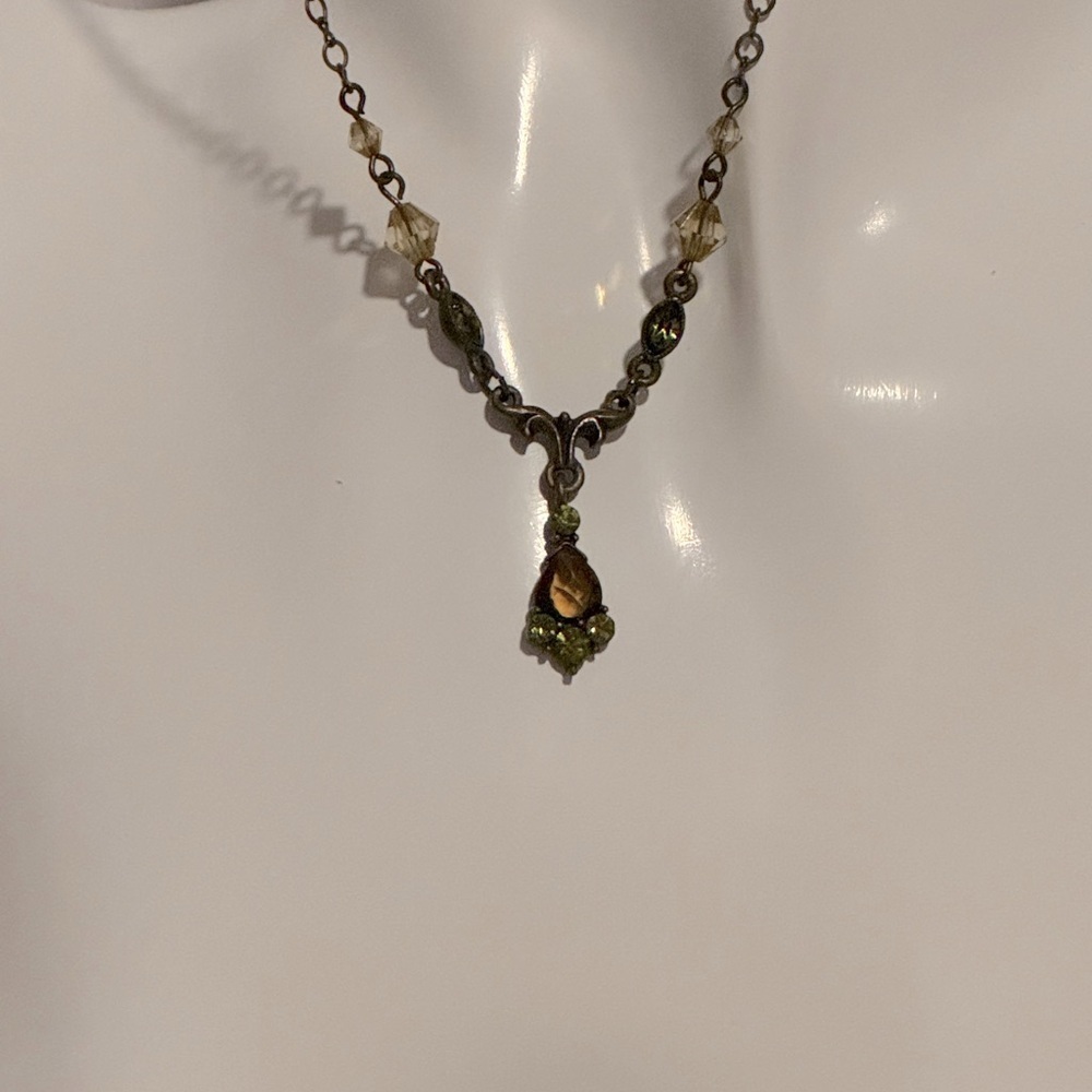 Vintage 1928 necklace
